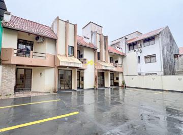 Apartamento · 57m² · 3 Quartos · 1 Vaga · Apartamento Mobiliado próximo da Praia em Caiobá