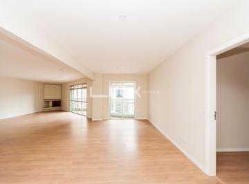 1 · Apartamento reformado a venda com 3 quartos sendo 2 suíte à venda no bairro Água Verde.