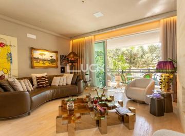 1 · Apartamento a venda com 246.93 m², 4 quartos, sendo 2 suítes, 2 demi-suite e 4 vagas de garagem no b