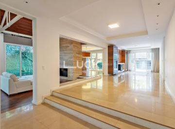 1 · Uma Casa perfeita de condomínio a venda com 383 m², 3 quartos sendo 3 suítes no bairro Batel/Seminár