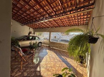 Casa · 170m² · 3 Quartos · CASA TÉRREA - 3 DORM. Júlio de Mesquita Filho!