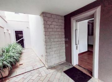 Comercial · 220m² · Loja Próxima à Igreja da Basílica