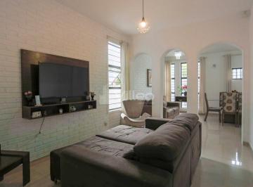 Casa · 191m² · 3 Quartos · 3 Vagas · CASA DE ESQUINA COM 2 CASAS - OPORTUNIDADE EM SOROCABA!