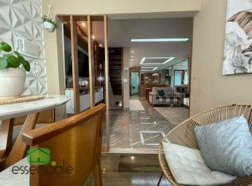 Casa · 160m² · 3 Quartos · 2 Vagas · Casa com 160 m² e 3 quartos no bairro Água Branca, à venda por R$ 724.000