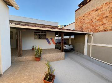 Casa · 112m² · 3 Quartos · 4 Vagas · Casa Comercial/Residencial Disponível no Bairro Jardim Brasília – 3 Quartos, 4 Vagas, Quintal e Vara