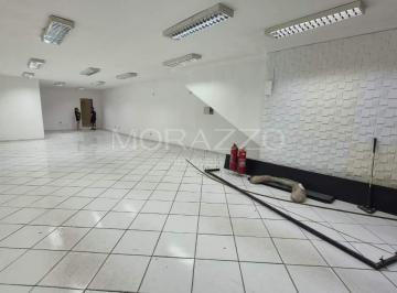 Comercial · 247m² · Ponto comercial para aluguel no Centro de Jacareí/SP | 247m² | 2 banheiros