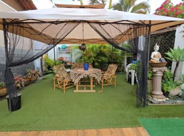 Casa de 3 quartos, Arniqueira · Arniqueiras. Linda casa com 2 quartos mais 1, 590 mil, agende sua visita