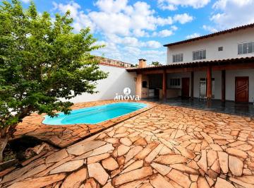Casa · 163m² · 4 Quartos · 4 Vagas · Casa / Sobrado à venda – Bairro Beija Flor