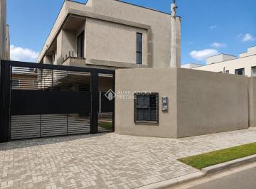 Casa · 134m² · 3 Quartos · 2 Vagas · Sobrado novo com 3 suítes à venda em Santa Felicidade