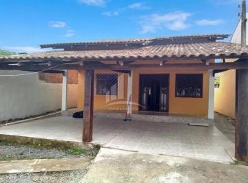 Casa · 250m² · 2 Quartos · 1 Vaga · Casa à venda em Araquari/SC