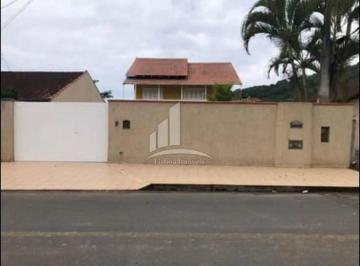 Casa · 396m² · 4 Quartos · 1 Vaga · Casa à venda em Joinville/SC