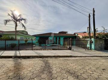 Casa · 369m² · 3 Quartos · 3 Vagas · Casa à venda em Joinville/SC