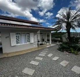 Casa · 3 Quartos · 5 Vagas · Casa à venda em Joinville/SC