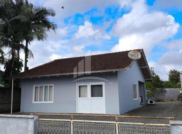 Casa · 2 Quartos · 4 Vagas · Casa à venda em Joinville/SC