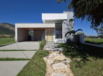 Casa · 170m² · 3 Quartos · 4 Vagas · Linda Casa em Condomínio Fechado com Lazer Completo – 3 Quartos, sendo 1 Suíte