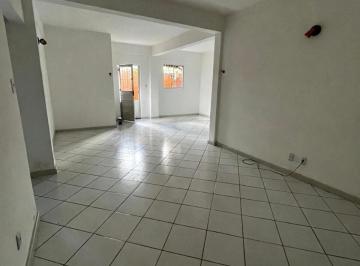 Casa · 80m² · 2 Quartos · Casa Padrão 2/4 de 80m² com duas salas amplas, no Melhor da Vila Laura