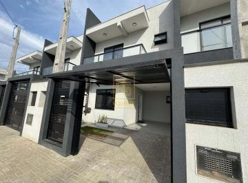 Casa · 89m² · 2 Quartos · 1 Vaga · Sobrado a 650m do mar em Balneário Piçarras