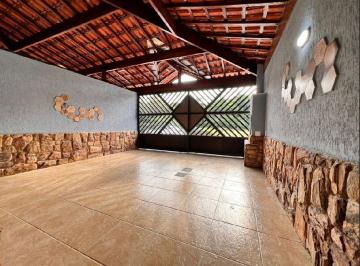qe9xql42ognlnthhnzcyzgix_md · Casa Geminada com Área Gourmet – Ideal para Viver Bem!