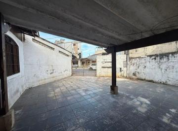 w6o5svu2ytcwzwi1ytrhnzuz_md · Casa Comercial para Locação na Avenida Mallet – Localização Estratégica