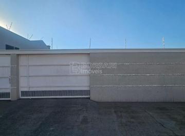 Casa · 201m² · 3 Quartos · 5 Vagas · Casa Padrão em Araraquara