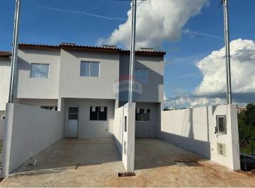 Casa · 70m² · 2 Quartos · 1 Vaga · Casa para venda em Berbari de 69.72m² com 2 Quartos e 1 Garagem