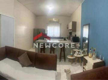 Morro São Bento- Santos-SP
Casa nova, apenas 2 anos de uso!
Pronta pra morar
2 · Casa em Rua Santa Margarida - Morro São Bento - Santos/SP