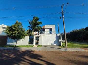 Casa · 180m² · 2 Quartos · 4 Vagas · Sobrado amplo à venda na região do JARDIM TOCANTINS, TOLEDO - PR
