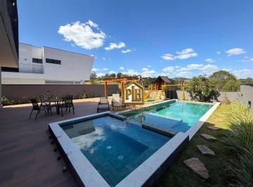 34a2b1919614196e4d9bbc10d7f7de81825c945a · Casa de Alto Padrão à Venda no Figueira Garden Atibaia | 4 Suítes | Vista para o Lago | Piscina