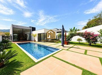153ac372983a8ad4343bb99a9552431186516b6b · Casa de Alto Padrão à Venda e Locação no Condomínio Figueira Garden | Atibaia/SP | Porteira Fechada