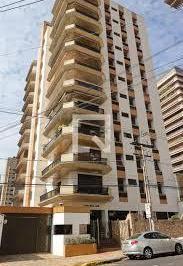 Apartamento · 106m² · 3 Quartos · 1 Vaga · Apartamento para venda em Centro de 106.00m² com 3 Quartos, 1 Suite e 1 Garagem