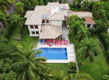 127476835584f53d3ad6ad8f5b9b13950f7d11b4 · Casa com 5 quartos, 551 m² - venda por R$ 8.500.000 ou aluguel por R$ 28.415/mês - Condomínio Terras