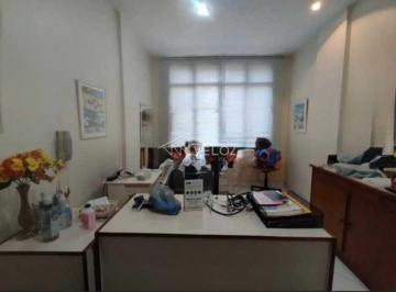 Apartamento · 37m² · Apartamento :  / Residencial / Humaitá