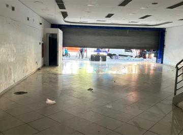 Comercial · 1500m² · Galpão à venda em Vila marieta - SP