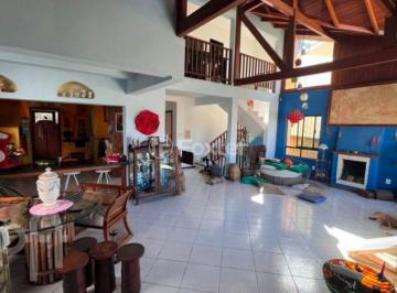 302eaf85 · Casa, 3 dormitórios, 215 m², em Pedra Branca