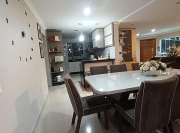 Casa · 202m² · 4 Quartos · 4 Vagas · Casa 2 pavimentos à venda, 4 quartos, 4 vagas no B
