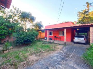 Casa · 360m² · 3 Quartos · 4 Vagas · Casa térrea à venda com três quartos em lote de 360m² no bairro Bom Repouso em Betim