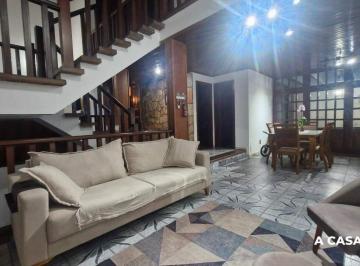 Casa · 360m² · 4 Quartos · 4 Vagas · Casa à venda, 4 quartos, 2 suítes, 4 vagas, Ingá Alto - Betim/MG