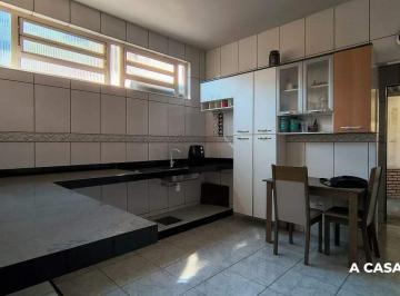 Casa · 450m² · 5 Quartos · 2 Vagas · Casa à venda, 5 quartos, 2 vagas, Bom Retiro - Betim/MG