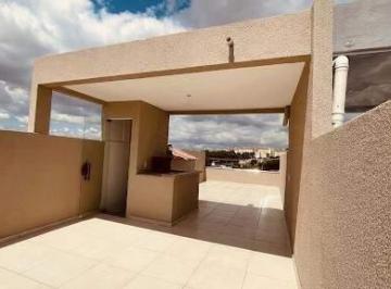 Casa · 210m² · 2 Quartos · 2 Vagas · Casa geminada à venda com 2 quartos, 2 vagas no Bairro Ponte Alta