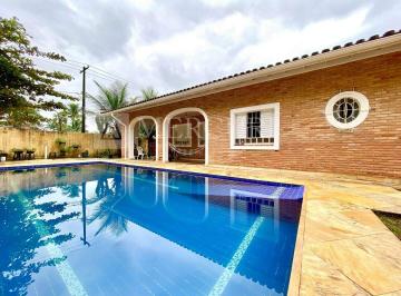 Diversas casas a venda no Guarujá na Praia da Enseada, ideais para sua família, apresentadas por imobiliárias em Guarujá. · Apartamento no Guarujá, Praia da Enseada, 4 Quartos, sendo 2 Suítes, Espaço Gourmet e Piscina - Merc