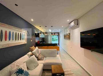 casa a venda no guarujá no condomínio Marina Guarujá, anunciada por imobiliárias em guarujá especializadas em imóveis exclusivos. · Casa no Guarujá, Marina Del Rey, Sala Ampla e 2 Quartos - Mercuri Imóveis - Imobiliária no Guarujá