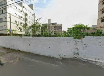 Oportunidades de terrenos a venda no Guarujá na Praia da Enseada, para construir o seu projeto, com imobiliárias em Guarujá. · Terreno à venda, Praia da Enseada, Proximo à Praia - Mercuri Imóveis - Imoboliária no Guarujá.