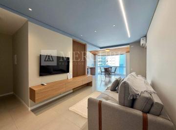 Variedade de apartamentos a venda no guarujá na Praia das Pitangueiras, ofertados pelas principais imobiliárias em guarujá da região. · Apartamento à venda, Praia da Pitangueiras, 1 Quarto e Sacada com Vista para o Mar - Mercuri Imóveis