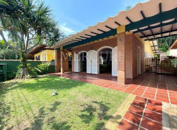 Casa · 158m² · 3 Quartos · 2 Vagas · Casa no Guarujá, Condomínio Fechado, 3 Quartos, Sala com 2 Ambientes e Churrasqueira - Mercuri Imóve