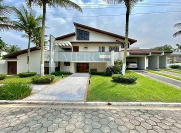 imobiliárias em guarujá anunciam casa a venda no guarujá situada no jardim acapulco, condomínio de prestígio no litoral paulista. · Luxuosa Residência com 4 Suítes e Ampla Área de Lazer no Condomínio Jardim Acapulco - Mercuri Imóvei