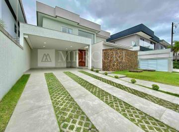 casa a venda no guarujá localizada no jardim pernambuco, disponível em imobiliárias em guarujá referência no litoral. · Casa no Guarujá, Condomínio Fechado, Jardim Acapulco, 6 Quartos, Sendo Suítes e Varnda Gourmet - Mer