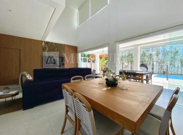 casa a venda no guarujá no condomínio park lane, disponível em imobiliárias em guarujá especializadas em imóveis exclusivos. · Casa no Guarujá, Park Lane, Condomínio Fechado, 4 Quartos, Sendo 1 Suíte, Piscina e Churrasqueira -