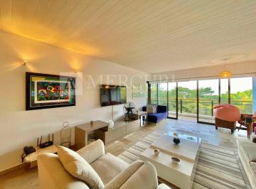 Apartamento · 175m² · 3 Quartos · 2 Vagas · Apartamento Amplo, com 3 quartos (2 suítes) à venda, 175 m² por R$ 1.350.000 - Sorocotuba - Guarujá/