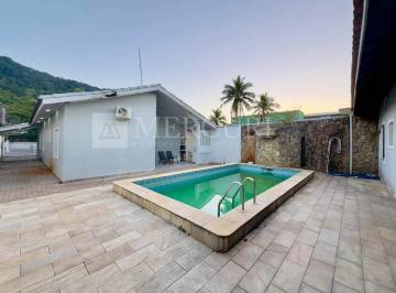 Casa · 192m² · 3 Quartos · 4 Vagas · Casa à venda na Praia do Tombo em Guarujá