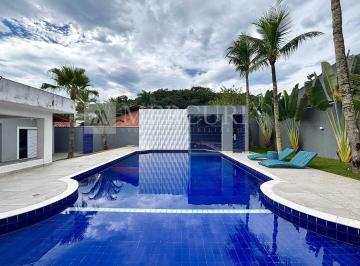 Casa · 150m² · 3 Quartos · 2 Vagas · Casa em condomínio fechado no Jardim Acapulco Guarujá